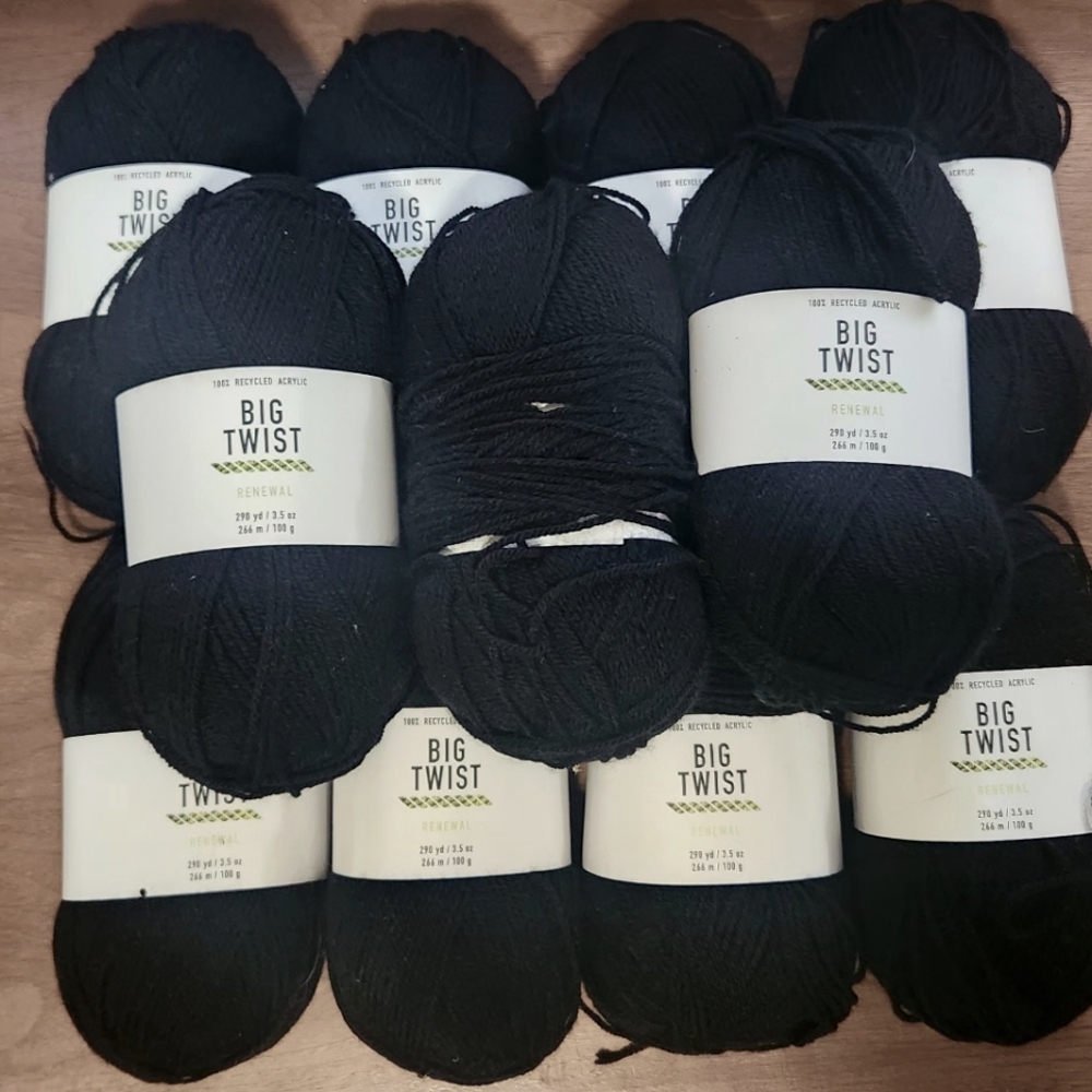 Big Twist Renewal Black Yarn Bundle